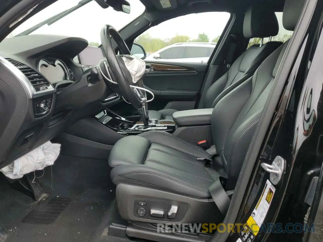 7 Photograph of a damaged car 5UXTR9C50KLP87790 BMW X3 2019