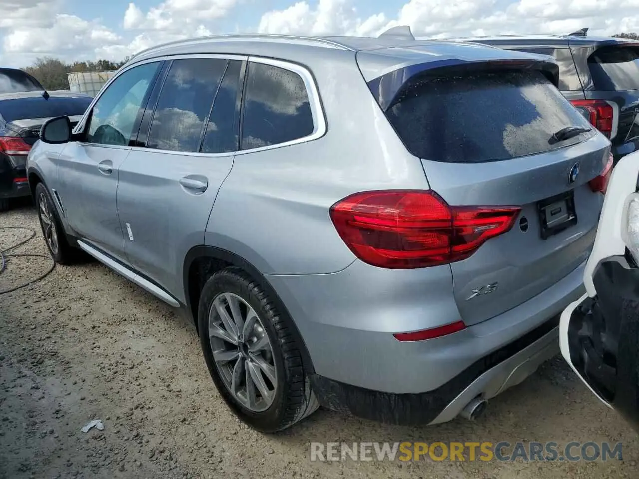 2 Фотография поврежденного автомобиля 5UXTR9C50KLR05854 BMW X3 2019