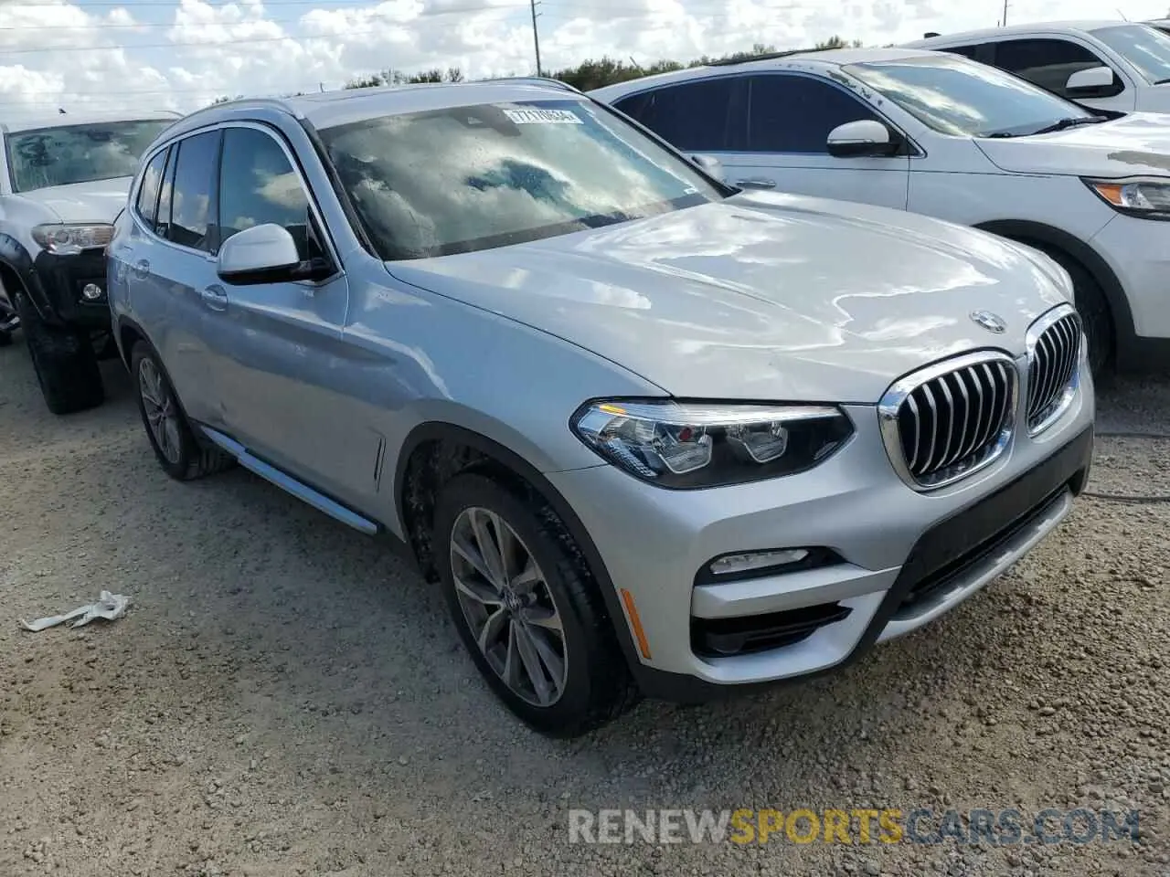 4 Фотография поврежденного автомобиля 5UXTR9C50KLR05854 BMW X3 2019