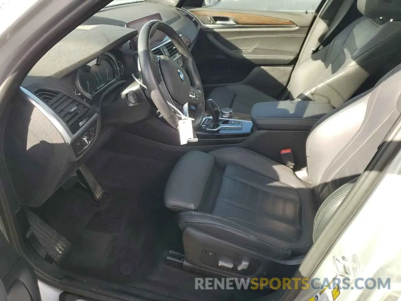 7 Фотография поврежденного автомобиля 5UXTR9C50KLR05854 BMW X3 2019