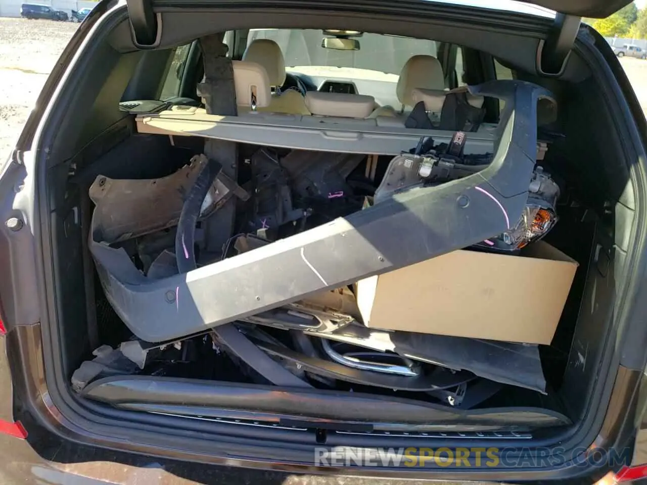 13 Photograph of a damaged car 5UXTR9C51KLE13286 BMW X3 2019