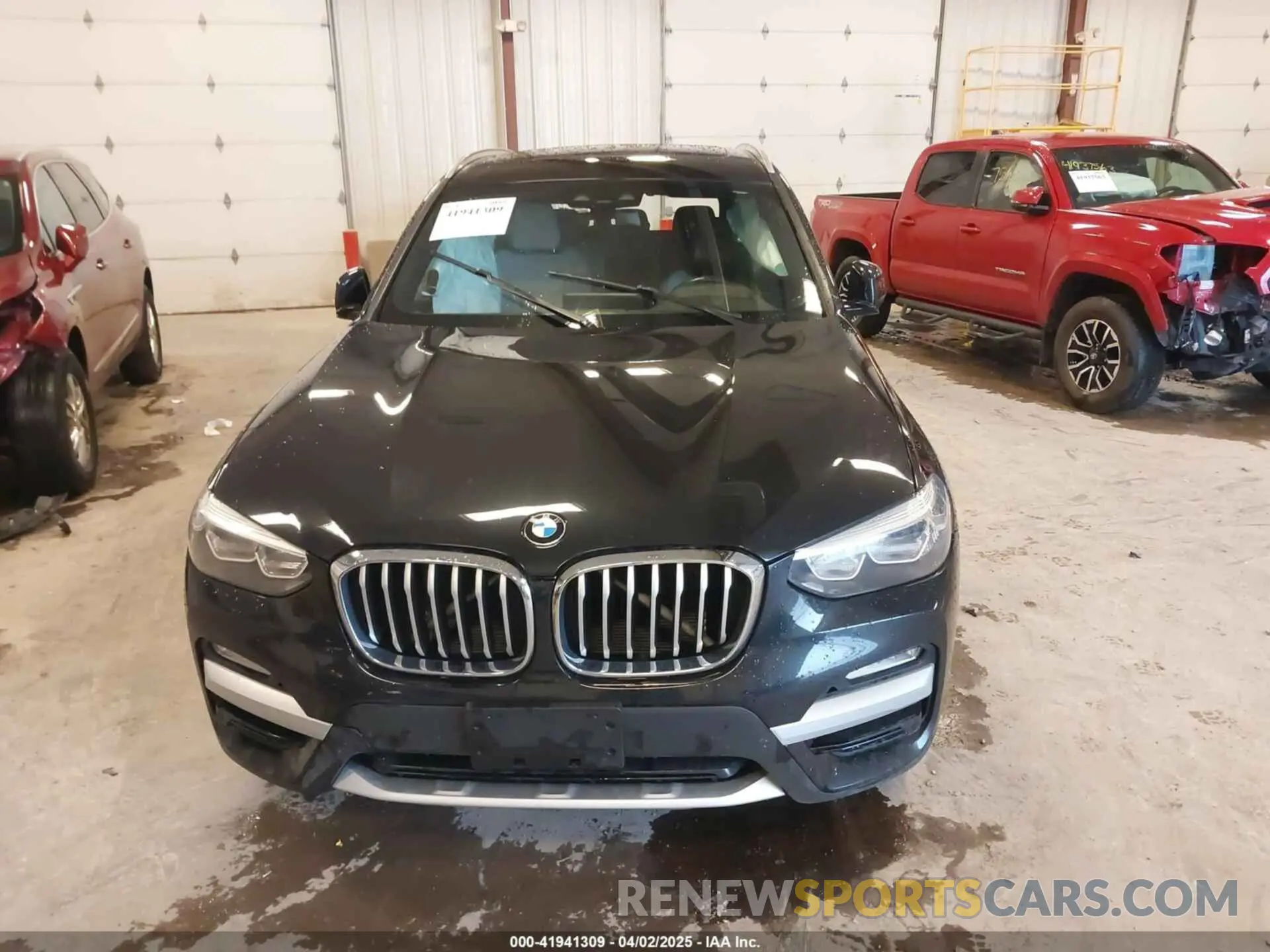 12 Фотография поврежденного автомобиля 5UXTR9C51KLE15877 BMW X3 2019