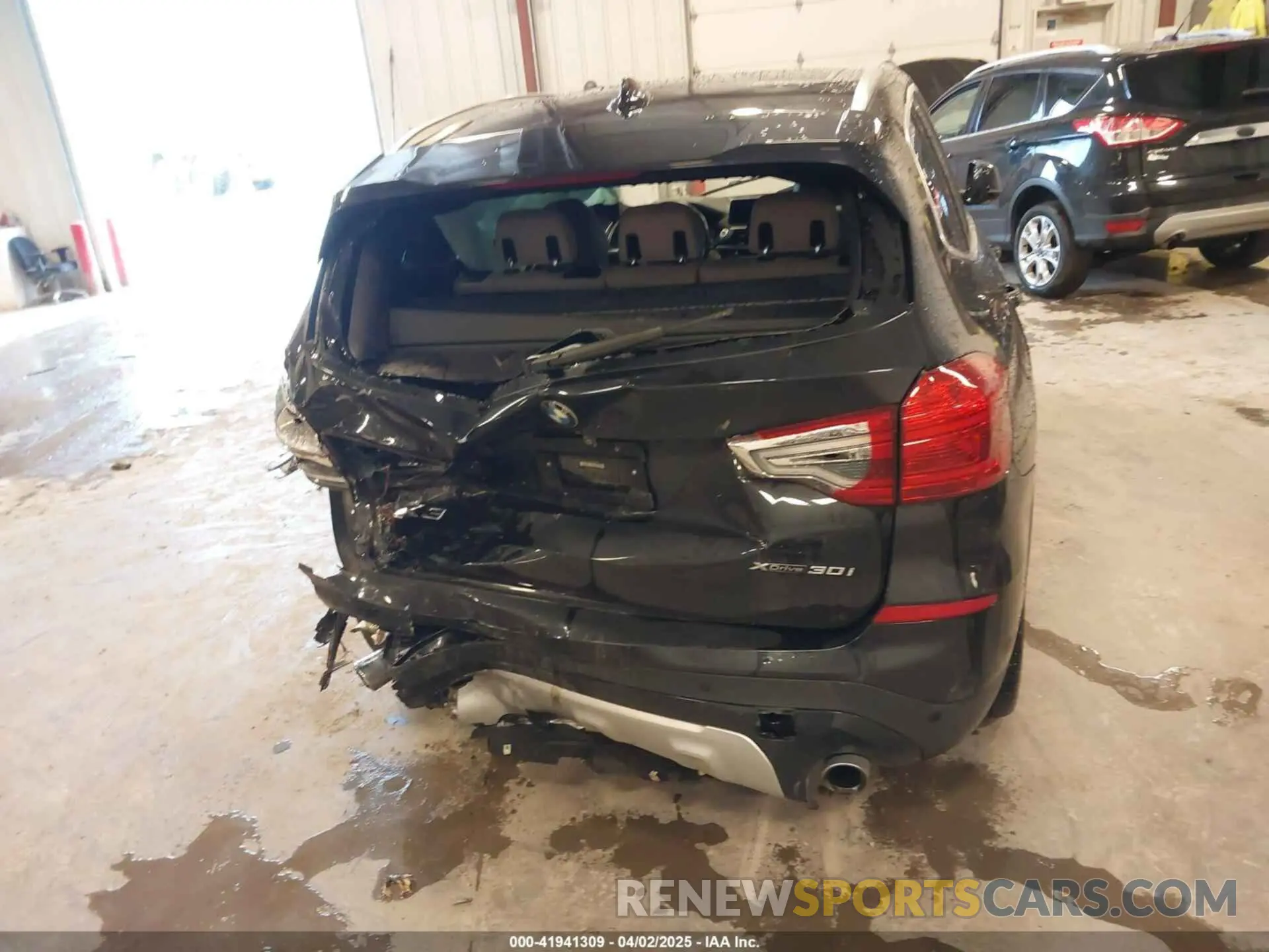 16 Фотография поврежденного автомобиля 5UXTR9C51KLE15877 BMW X3 2019