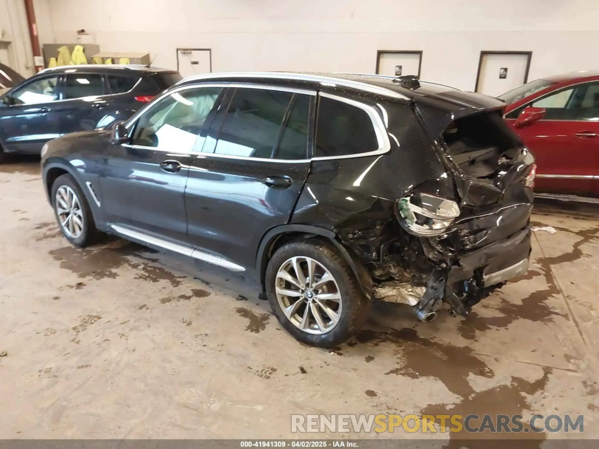 3 Фотография поврежденного автомобиля 5UXTR9C51KLE15877 BMW X3 2019