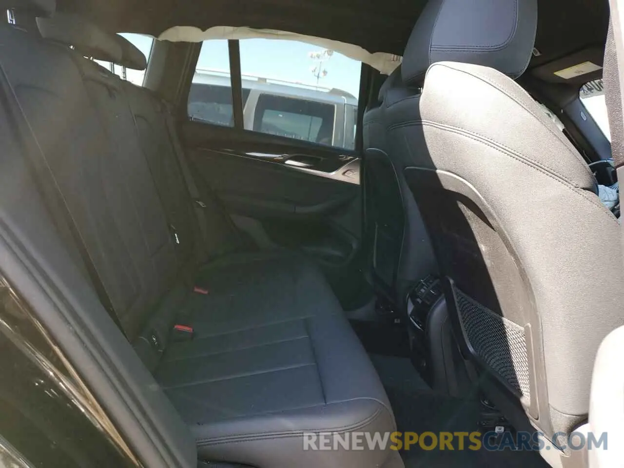 11 Фотография поврежденного автомобиля 5UXTR9C51KLP92335 BMW X3 2019