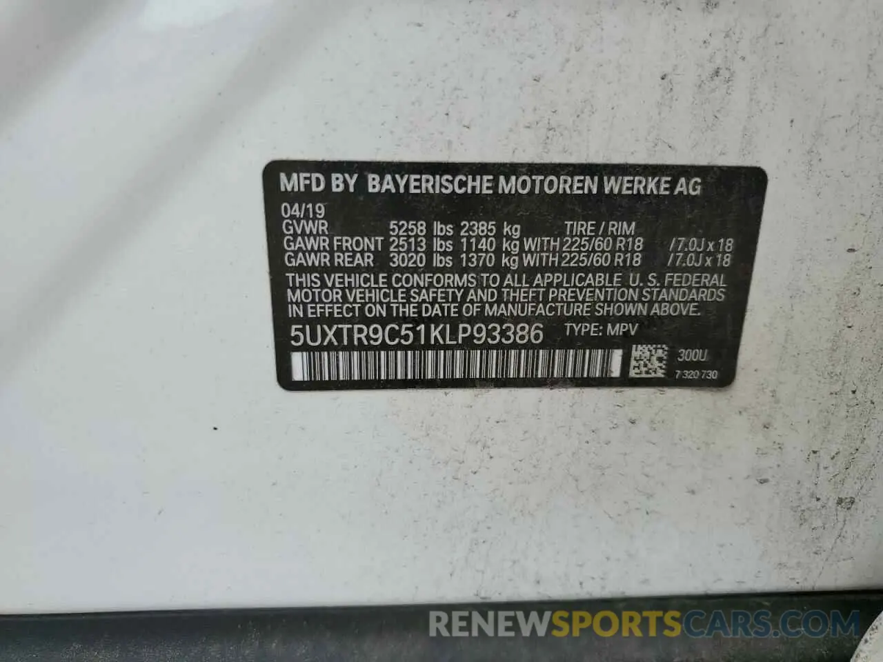 13 Photograph of a damaged car 5UXTR9C51KLP93386 BMW X3 2019
