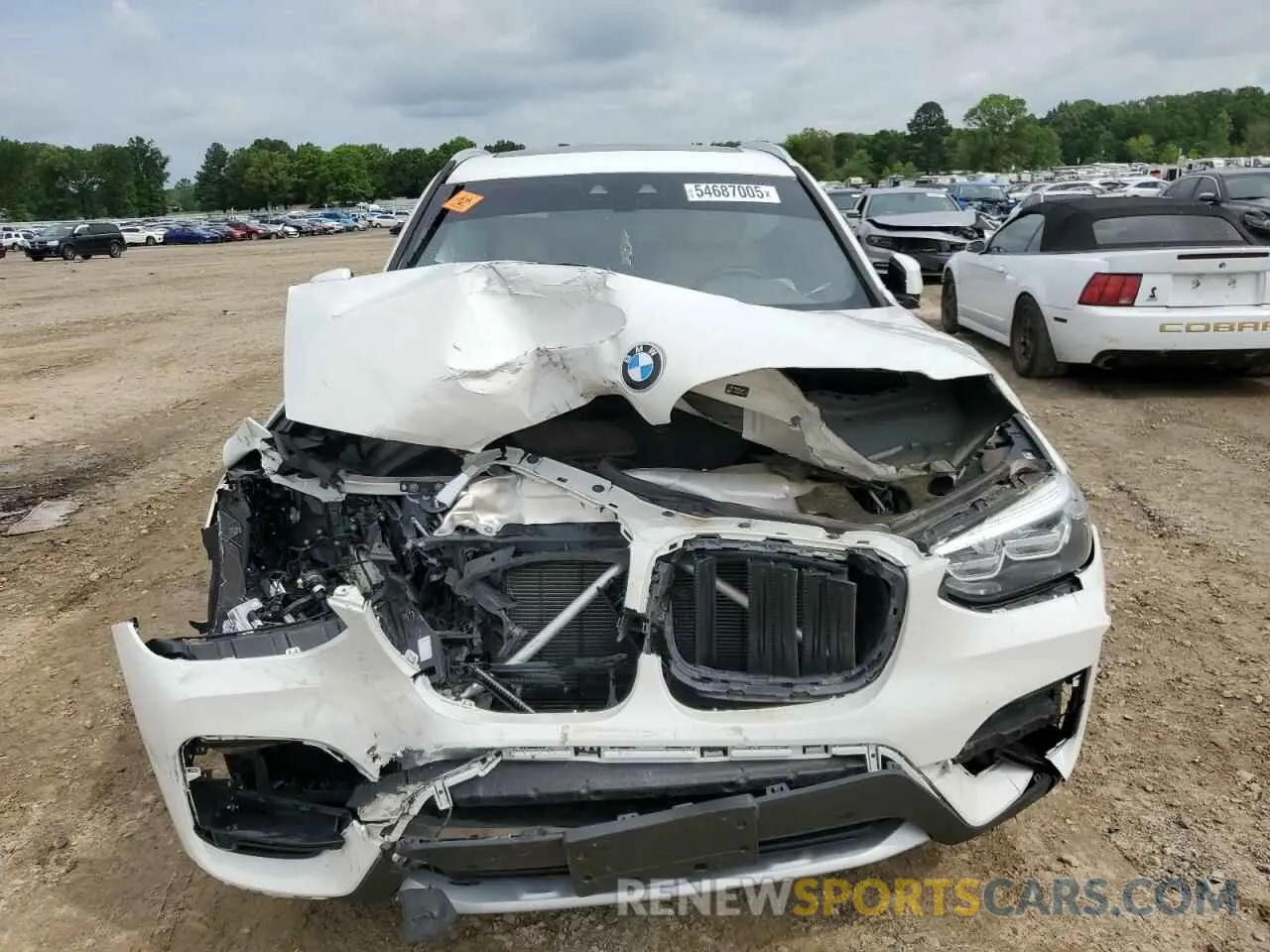 5 Photograph of a damaged car 5UXTR9C51KLP93386 BMW X3 2019