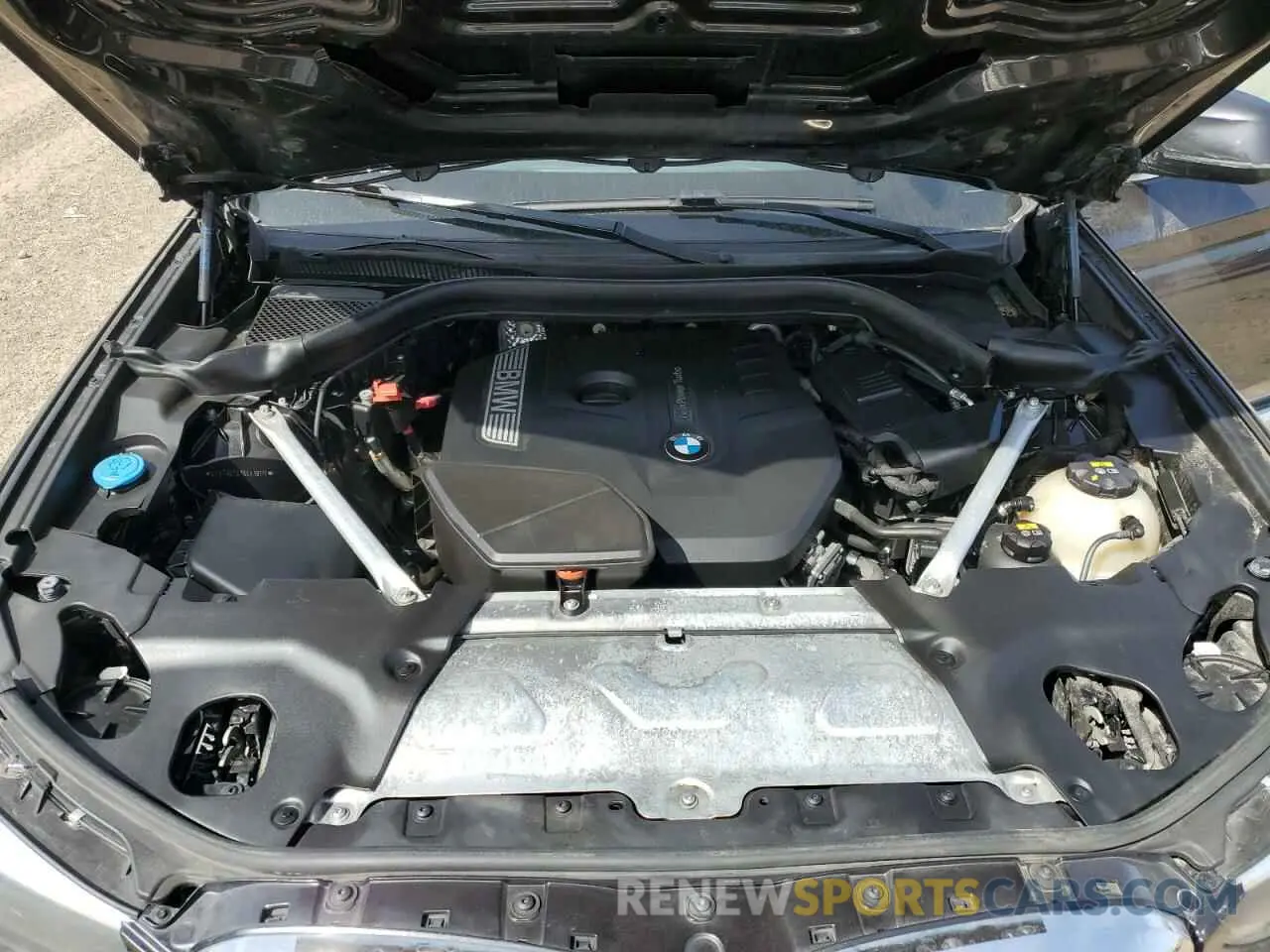12 Photograph of a damaged car 5UXTR9C52KLE18111 BMW X3 2019