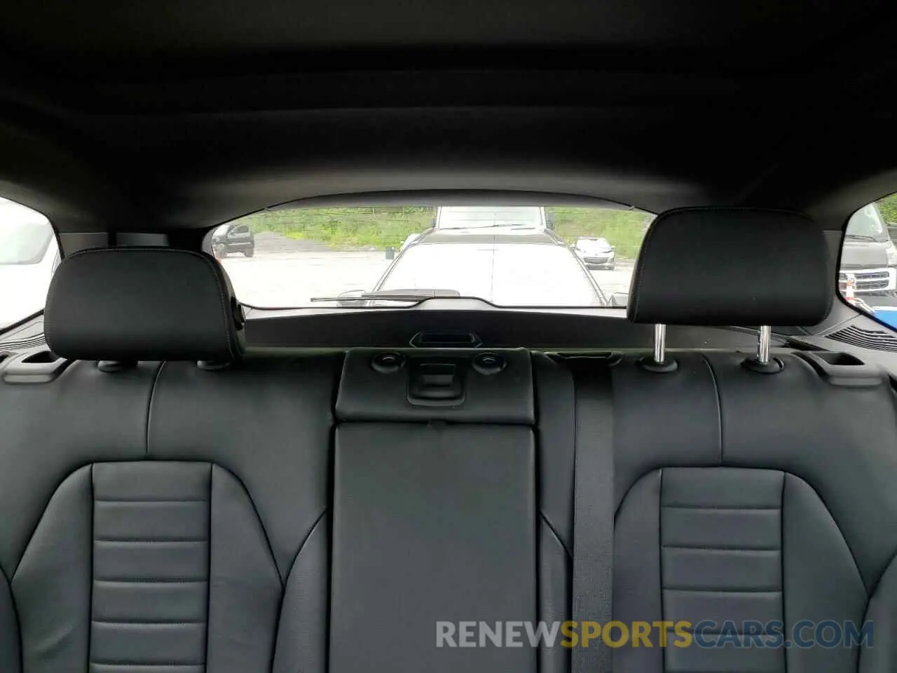 10 Photograph of a damaged car 5UXTR9C53KLD93218 BMW X3 2019
