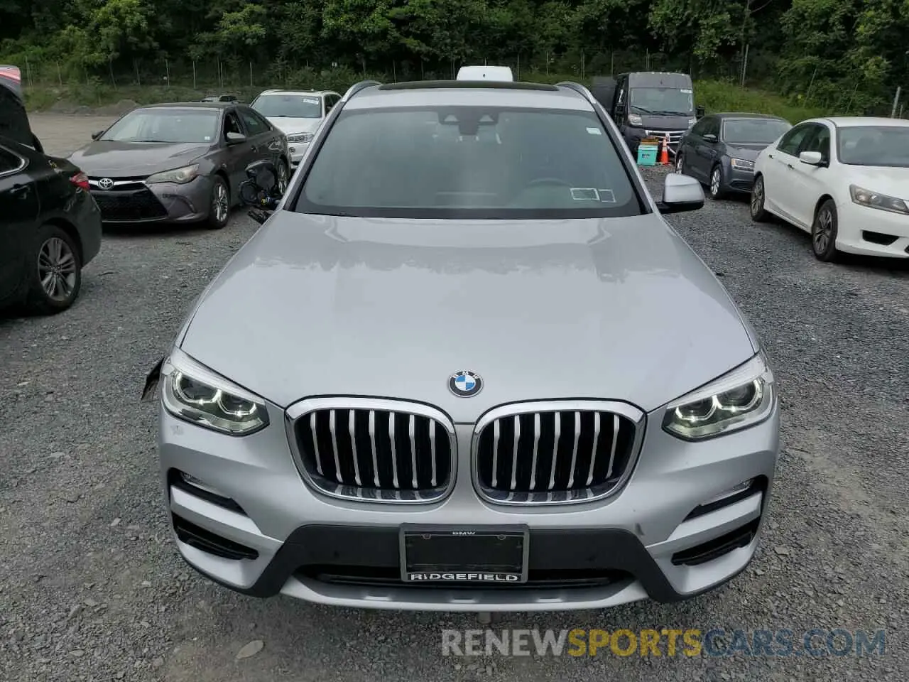 5 Photograph of a damaged car 5UXTR9C53KLD93218 BMW X3 2019