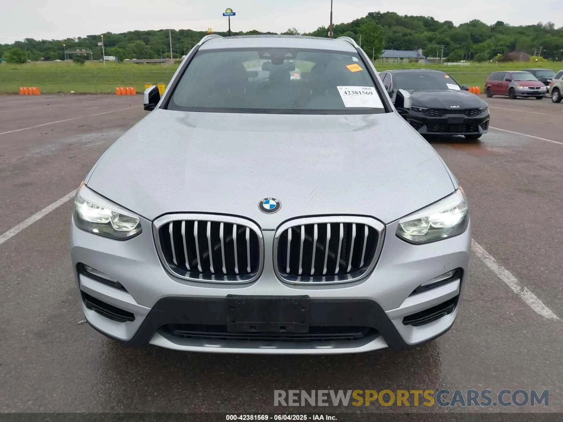 12 Photograph of a damaged car 5UXTR9C53KLE19459 BMW X3 2019