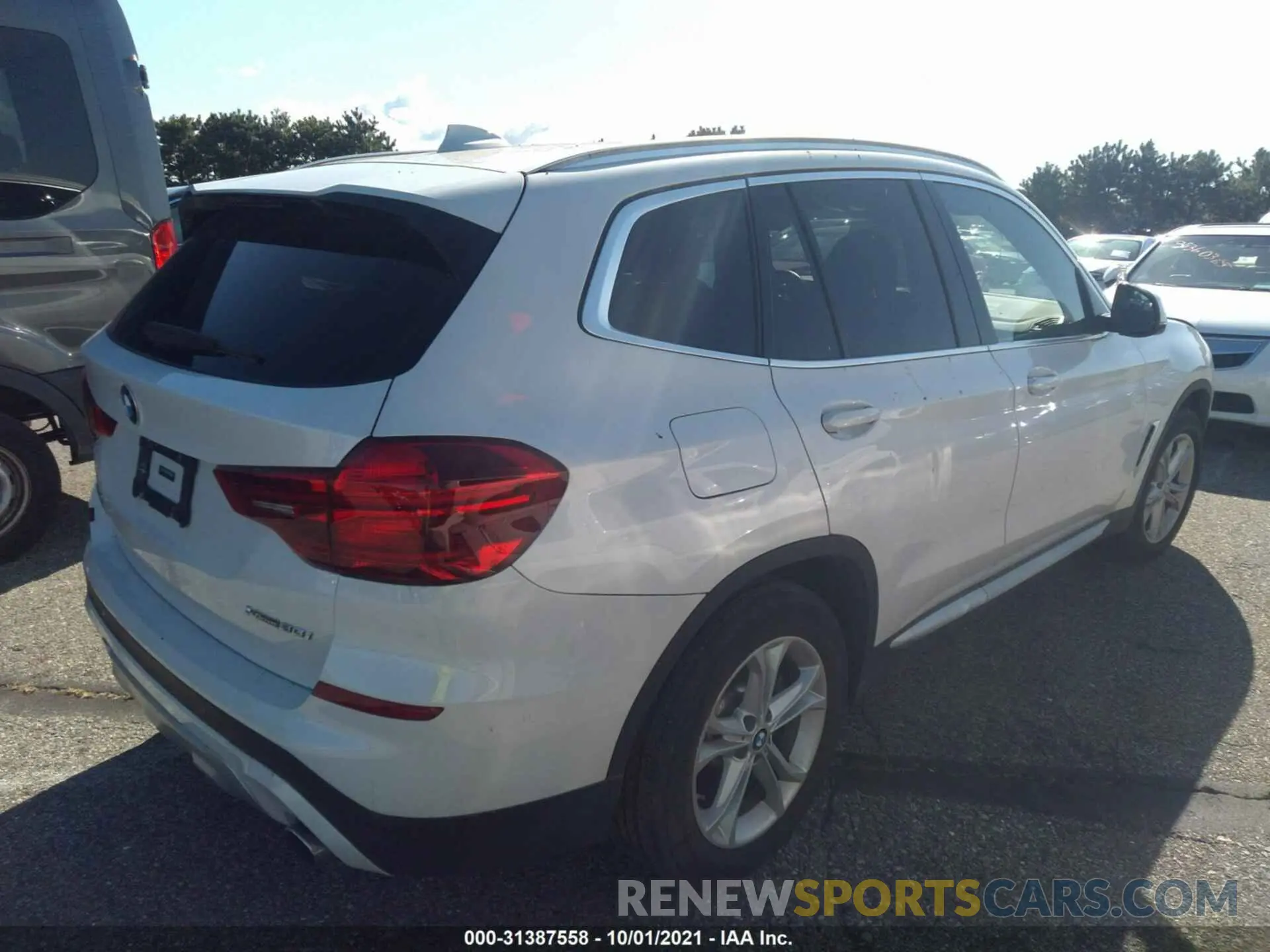 4 Photograph of a damaged car 5UXTR9C54KLD95284 BMW X3 2019