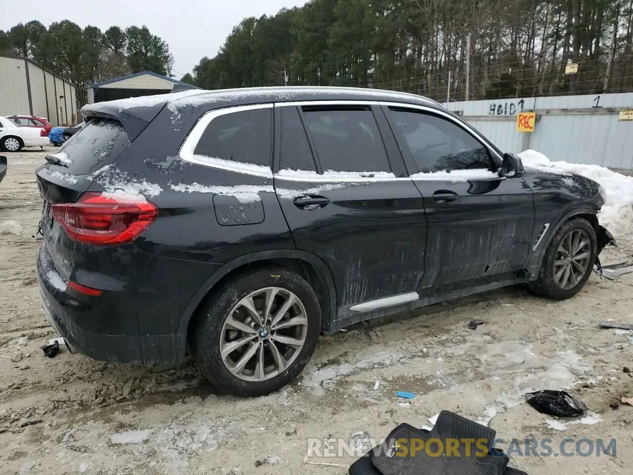 3 Фотография поврежденного автомобиля 5UXTR9C54KLE17011 BMW X3 2019