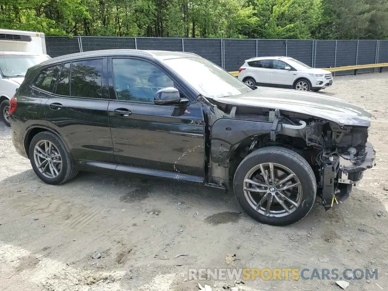 4 Photograph of a damaged car 5UXTR9C54KLE18272 BMW X3 2019