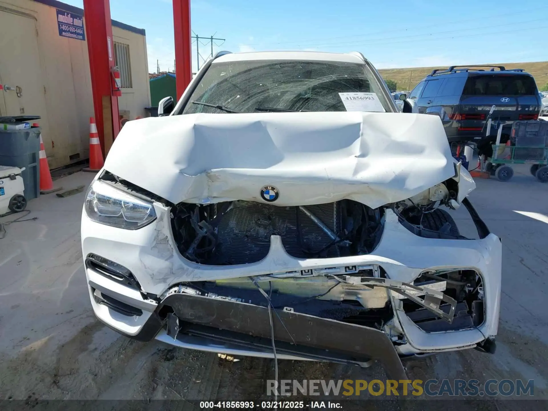 6 Photograph of a damaged car 5UXTR9C54KLE18885 BMW X3 2019