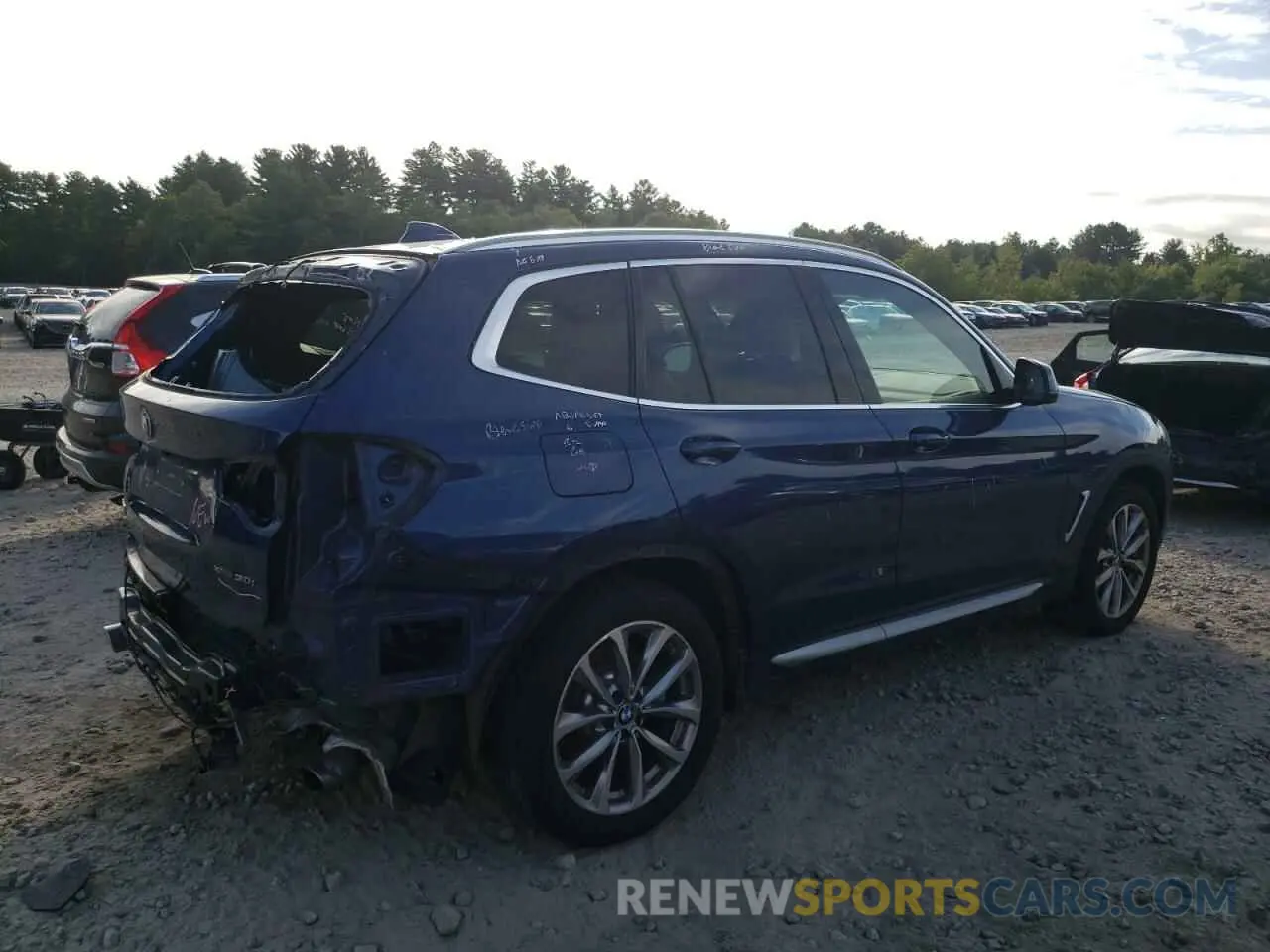 3 Photograph of a damaged car 5UXTR9C55KLD93169 BMW X3 2019