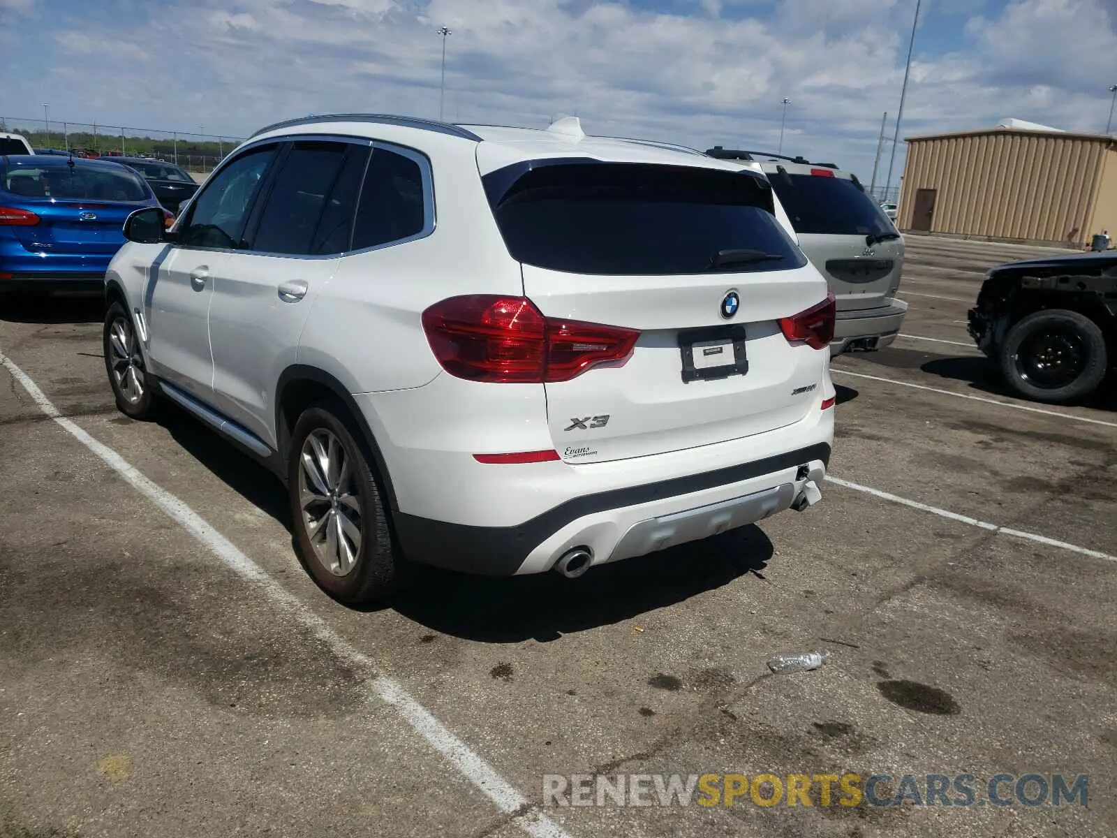 3 Photograph of a damaged car 5UXTR9C55KLD94936 BMW X3 2019