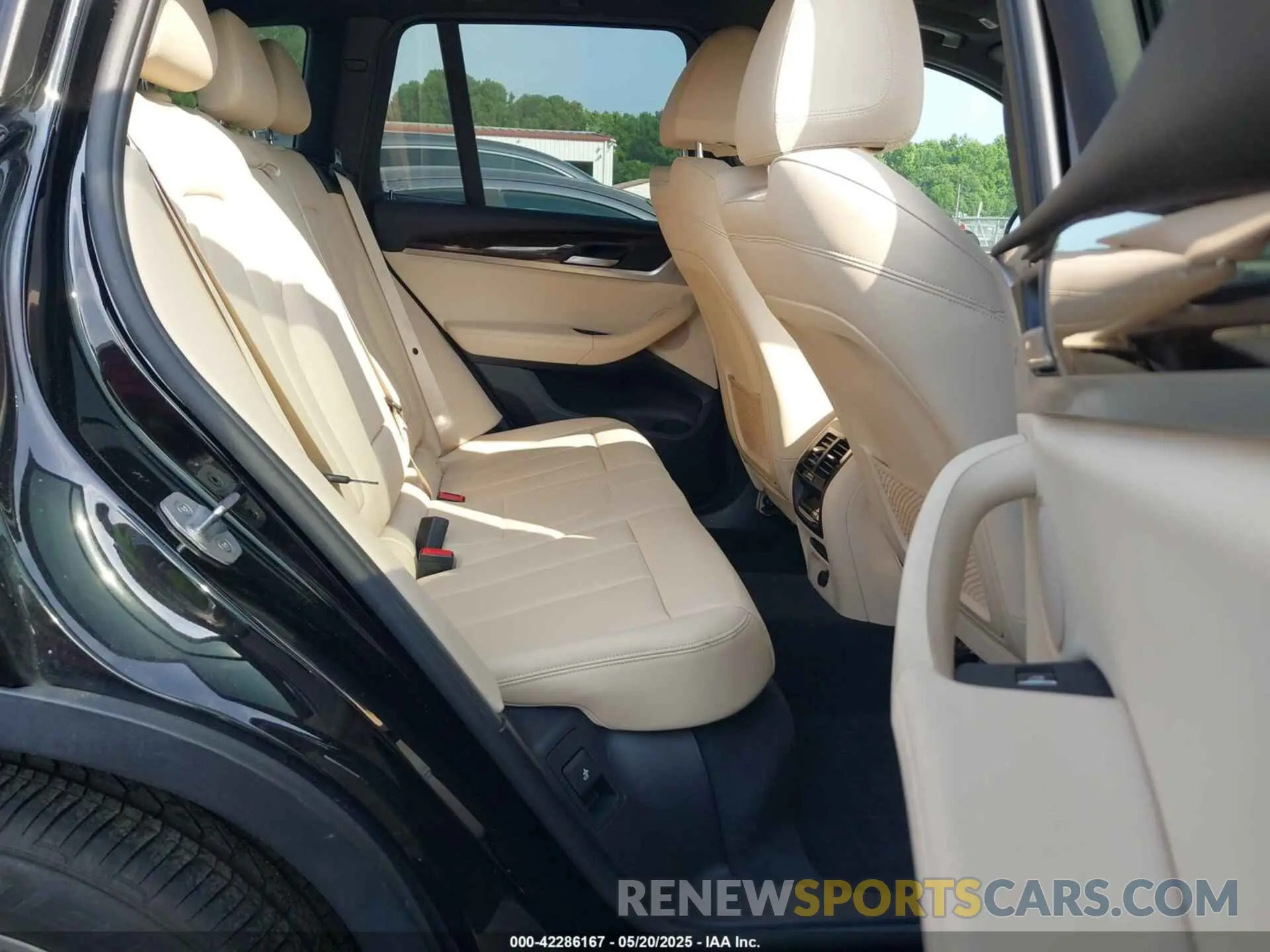 8 Фотография поврежденного автомобиля 5UXTR9C55KLE15302 BMW X3 2019