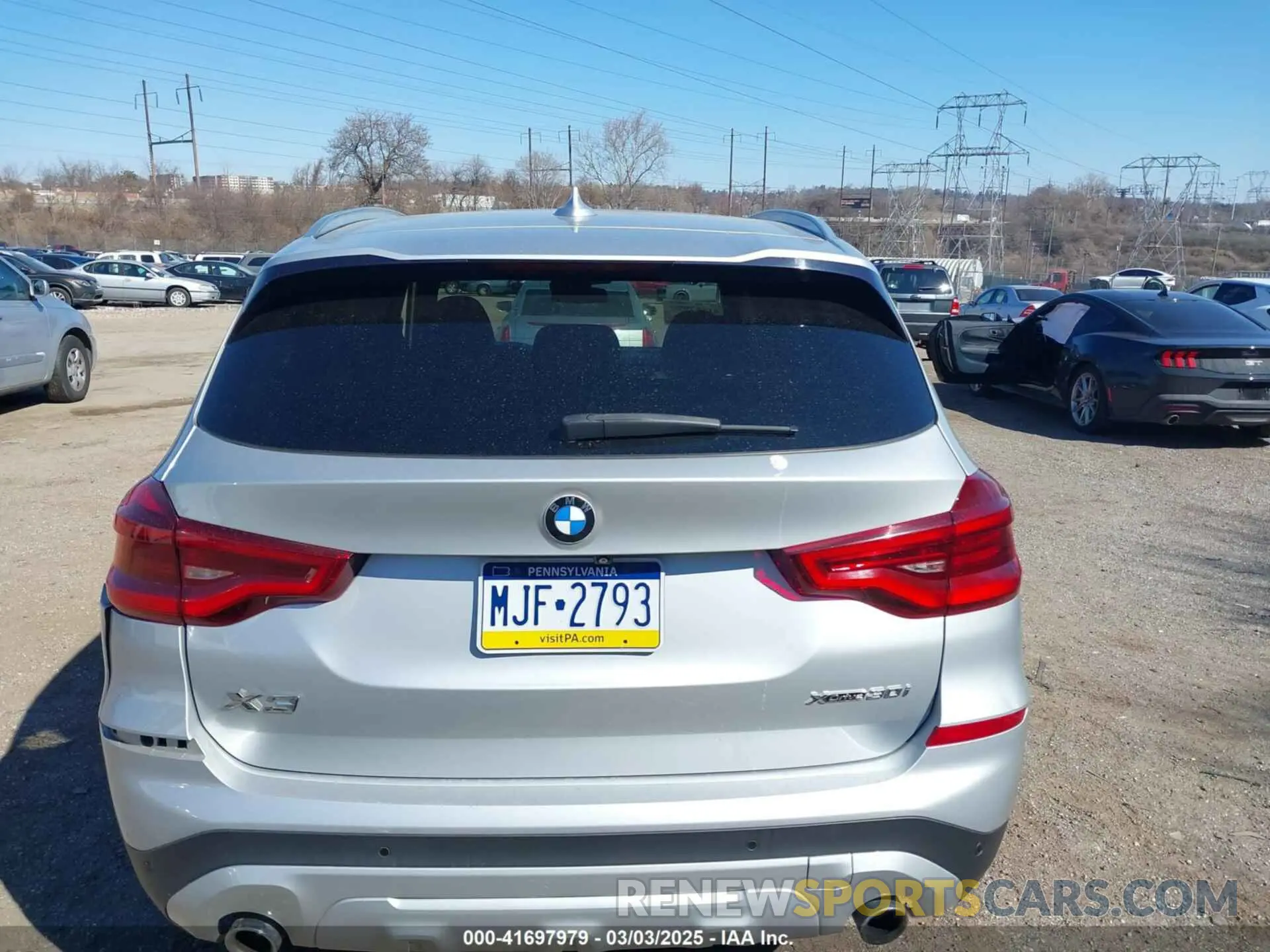 17 Фотография поврежденного автомобиля 5UXTR9C55KLP84948 BMW X3 2019