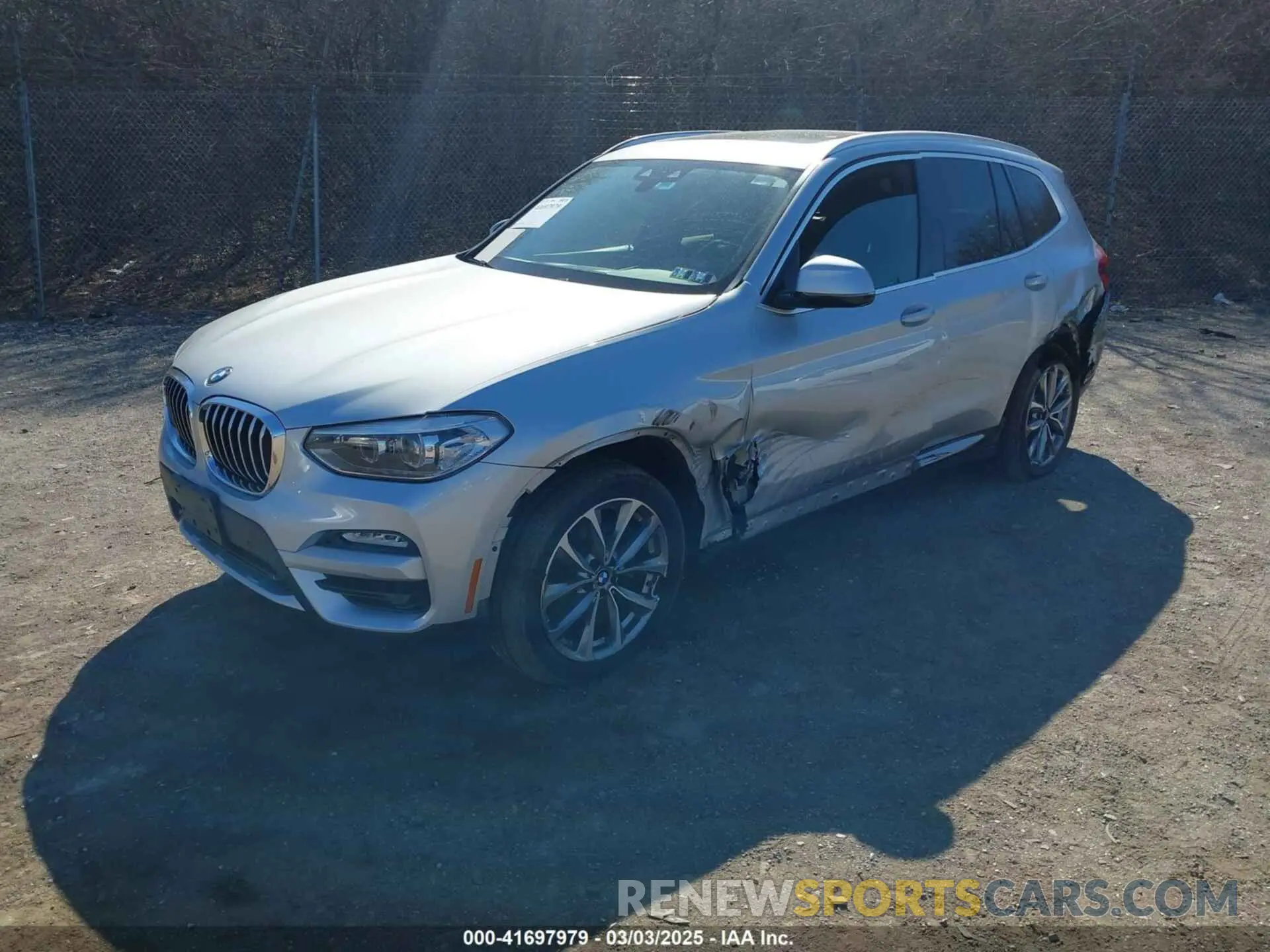 2 Фотография поврежденного автомобиля 5UXTR9C55KLP84948 BMW X3 2019