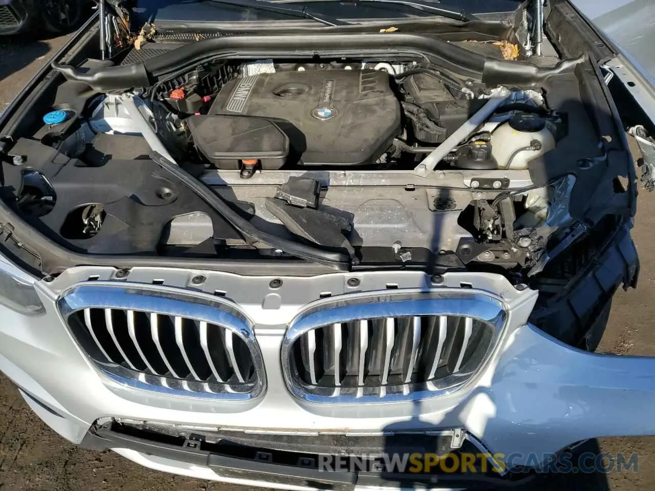 12 Photograph of a damaged car 5UXTR9C55KLR05347 BMW X3 2019