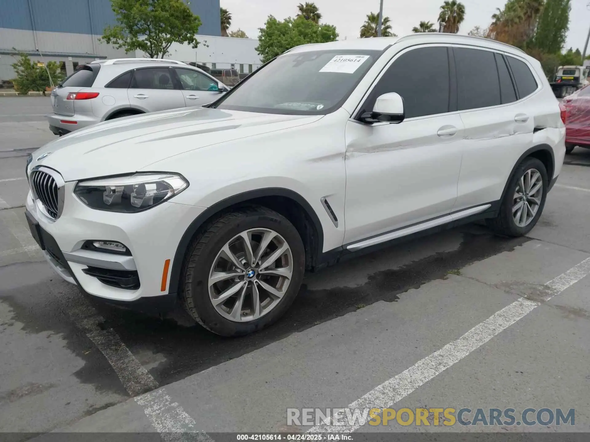2 Фотография поврежденного автомобиля 5UXTR9C55KLR07275 BMW X3 2019