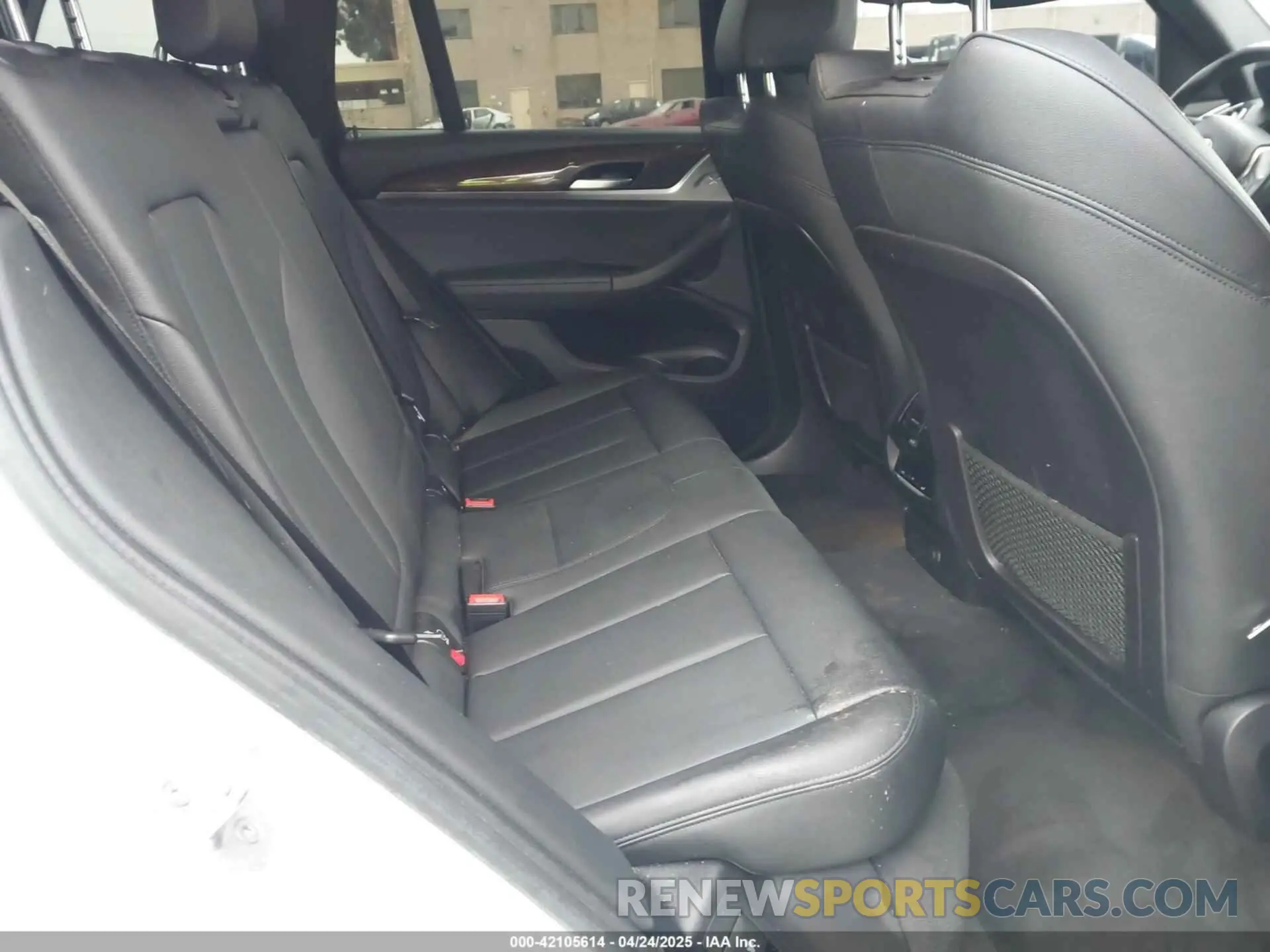 8 Фотография поврежденного автомобиля 5UXTR9C55KLR07275 BMW X3 2019