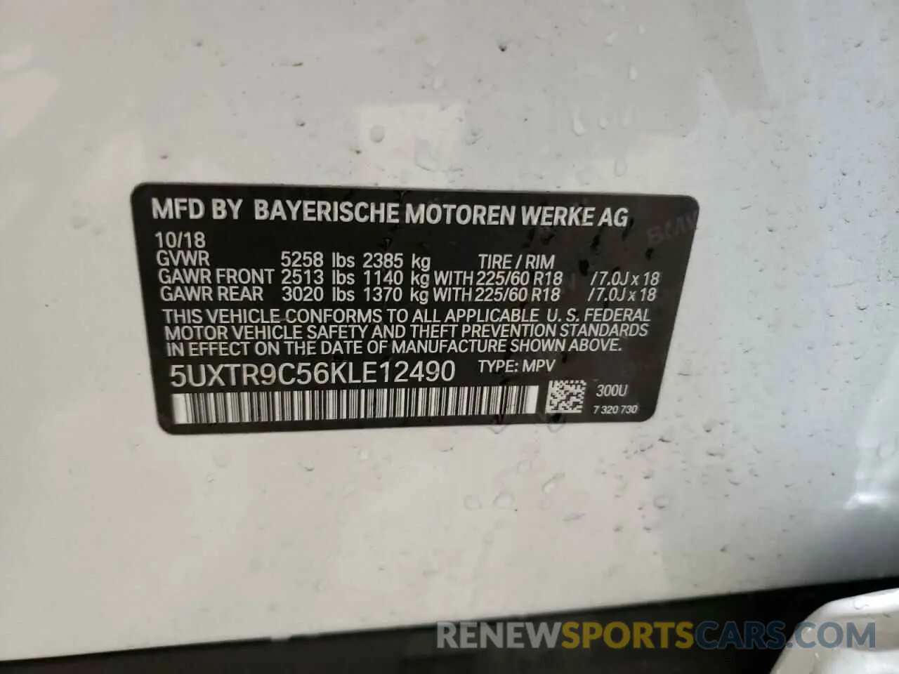 13 Photograph of a damaged car 5UXTR9C56KLE12490 BMW X3 2019