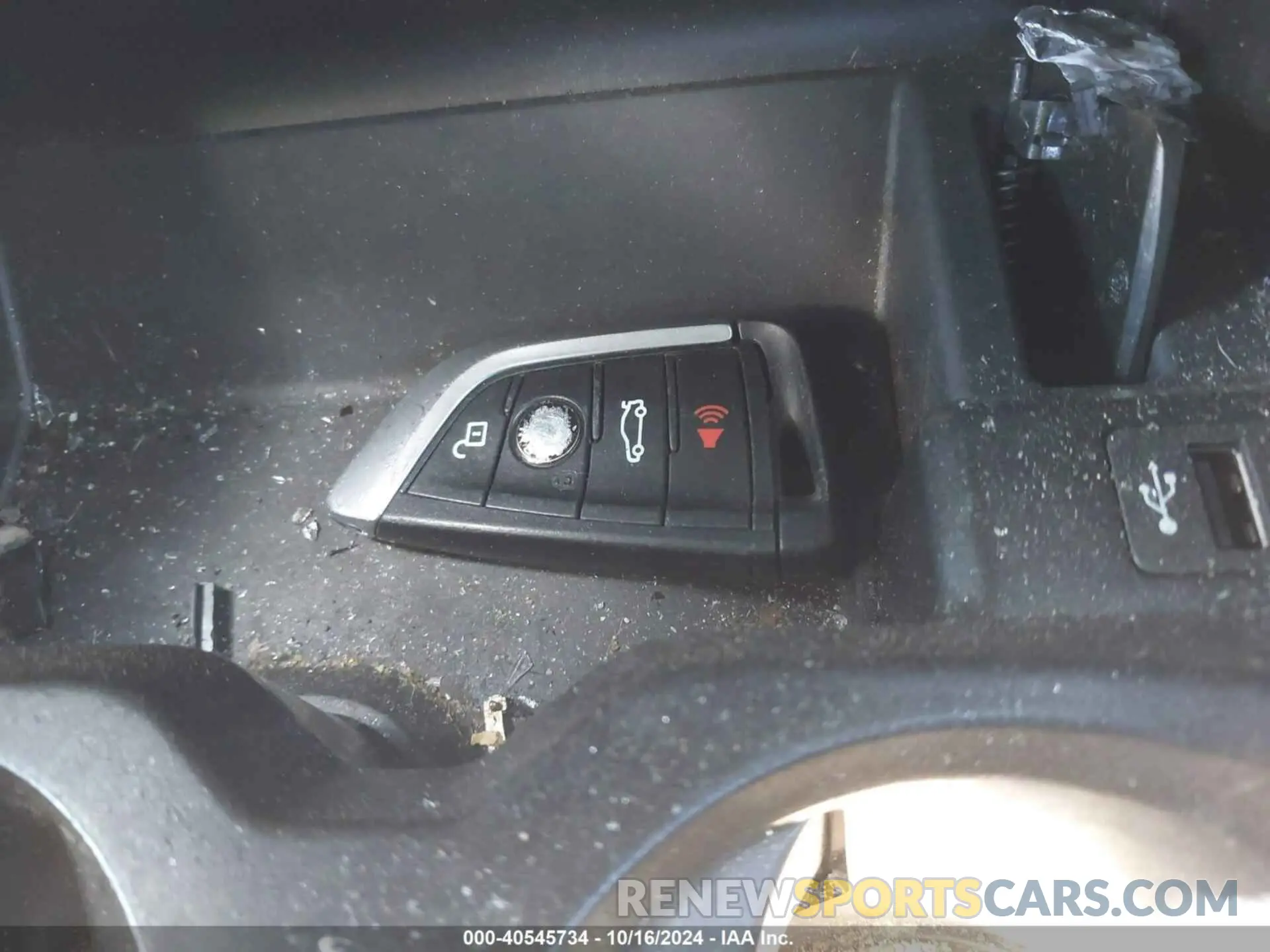 11 Photograph of a damaged car 5UXTR9C56KLE12778 BMW X3 2019