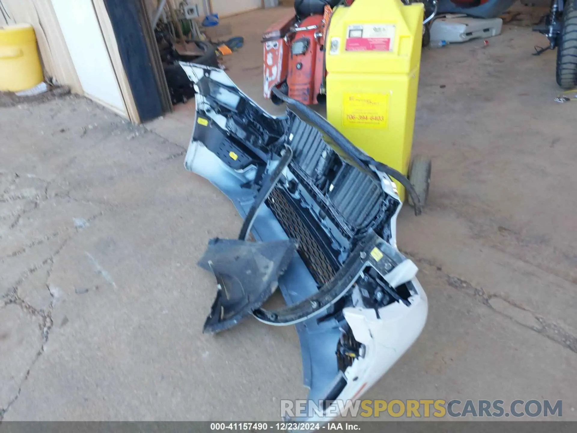 12 Photograph of a damaged car 5UXTR9C56KLP82299 BMW X3 2019