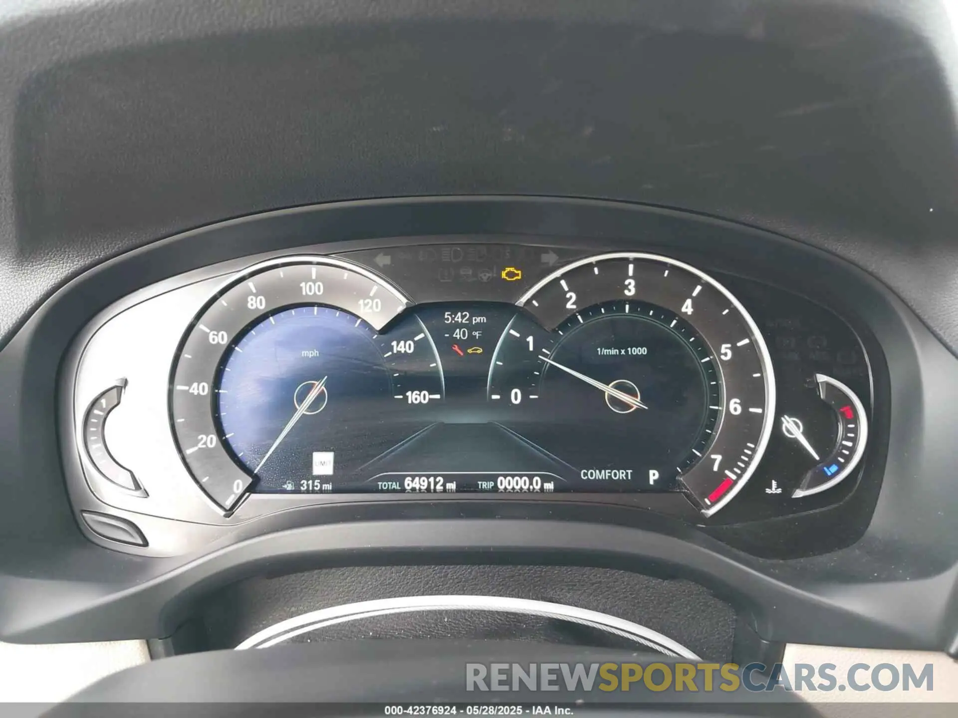 7 Photograph of a damaged car 5UXTR9C56KLP83808 BMW X3 2019