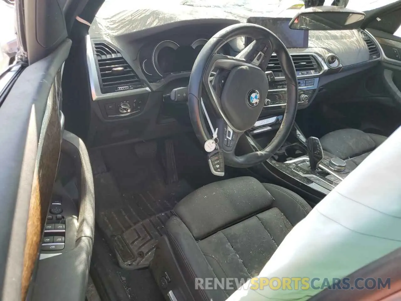 8 Photograph of a damaged car 5UXTR9C56KLP89544 BMW X3 2019