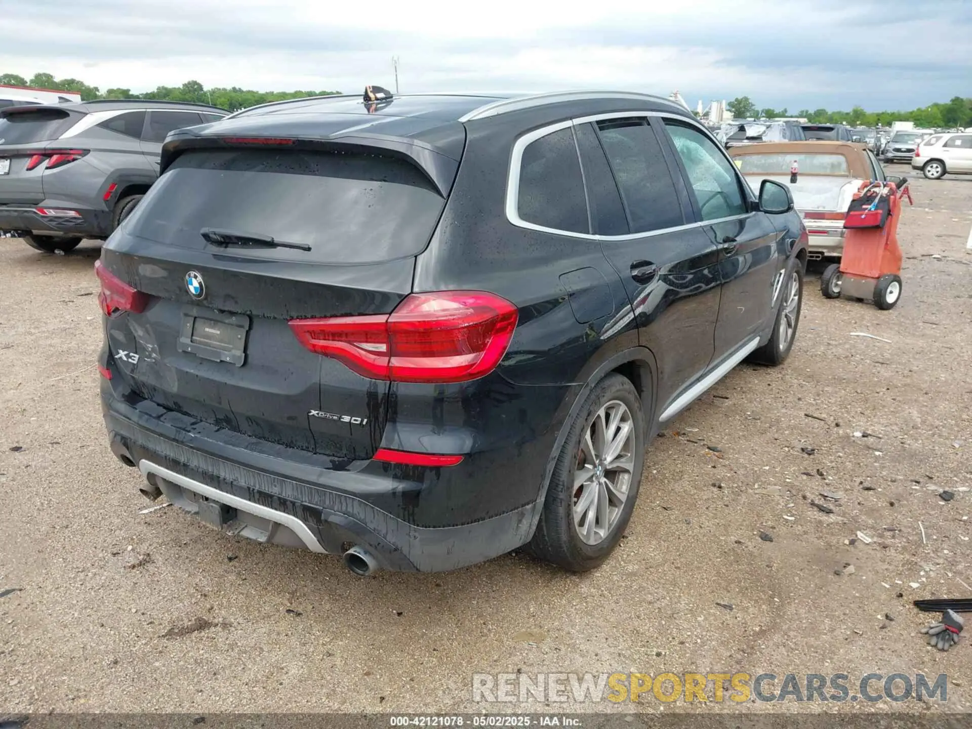4 Фотография поврежденного автомобиля 5UXTR9C56KLP89852 BMW X3 2019