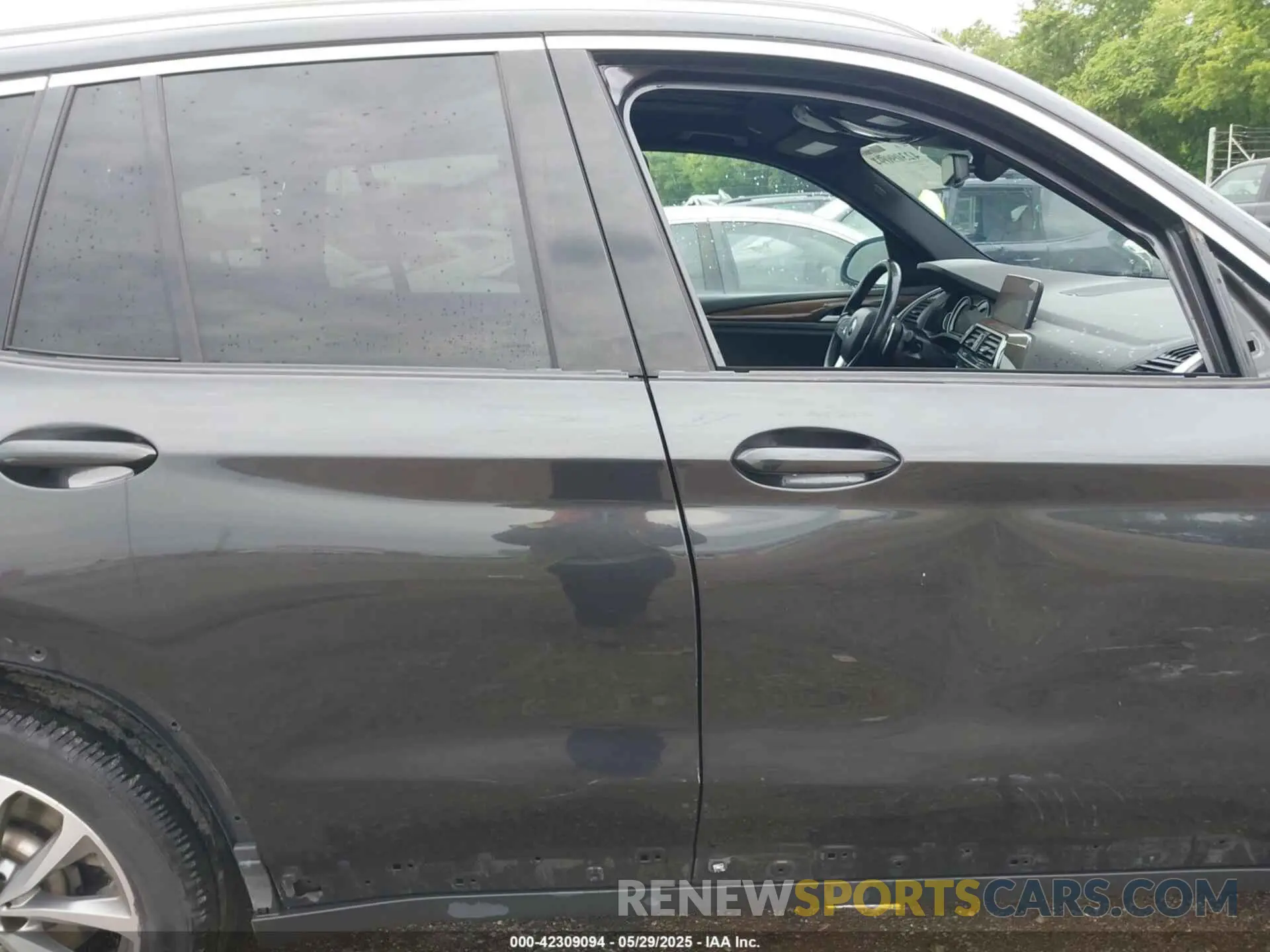 14 Фотография поврежденного автомобиля 5UXTR9C57KLD96770 BMW X3 2019