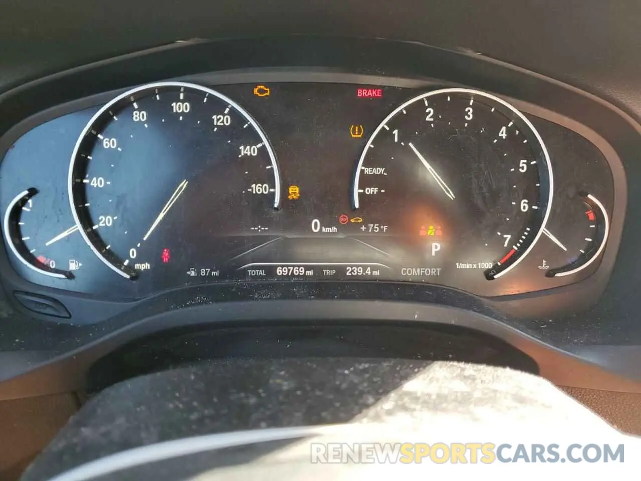 9 Photograph of a damaged car 5UXTR9C57KLE17438 BMW X3 2019