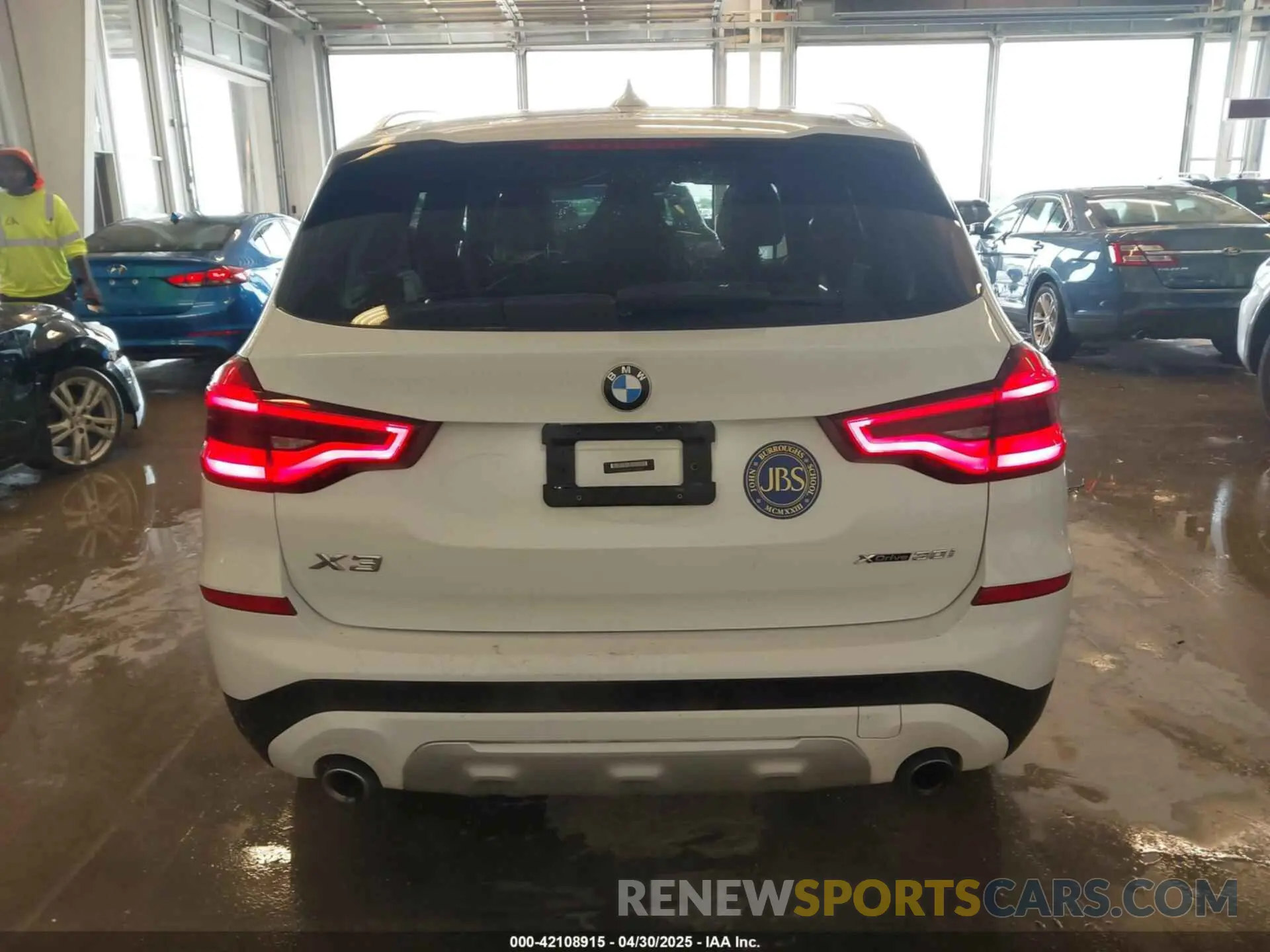 17 Photograph of a damaged car 5UXTR9C57KLP85888 BMW X3 2019