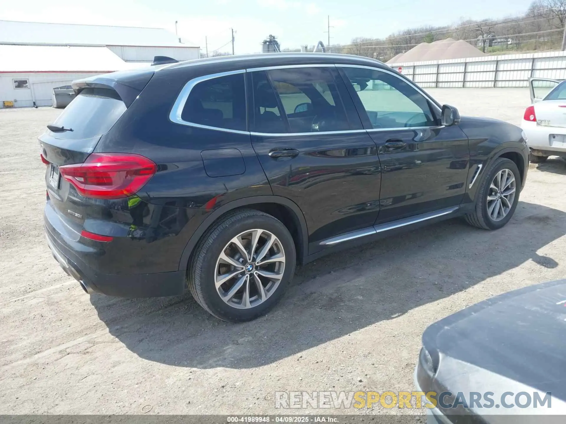 4 Photograph of a damaged car 5UXTR9C57KLP87558 BMW X3 2019