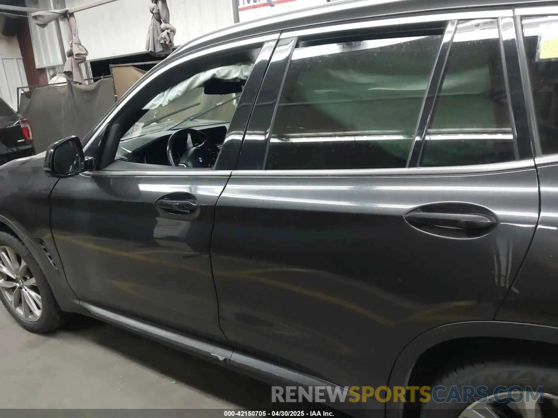 13 Фотография поврежденного автомобиля 5UXTR9C58KLP91960 BMW X3 2019