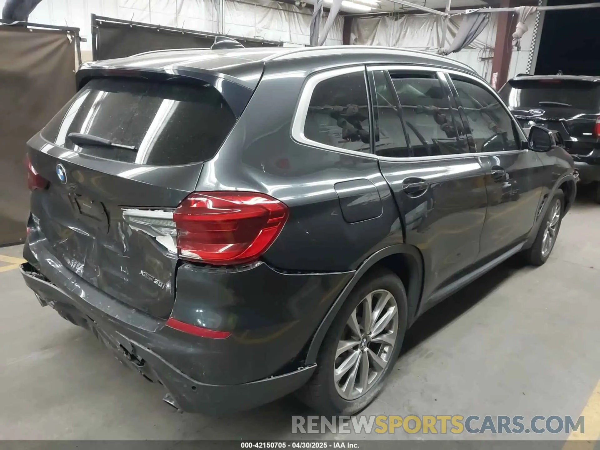 4 Фотография поврежденного автомобиля 5UXTR9C58KLP91960 BMW X3 2019