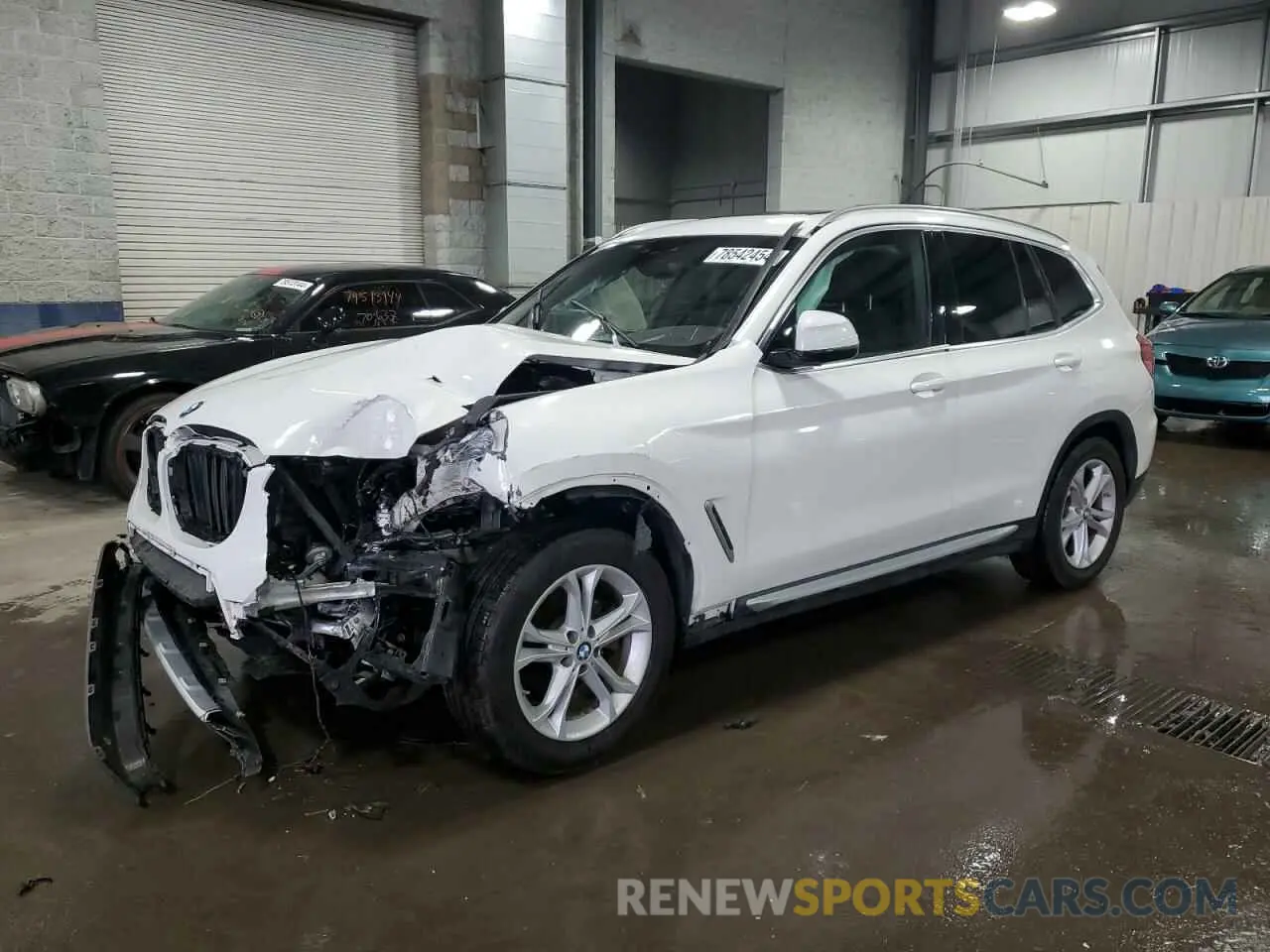 1 Фотография поврежденного автомобиля 5UXTR9C59KLD90260 BMW X3 2019