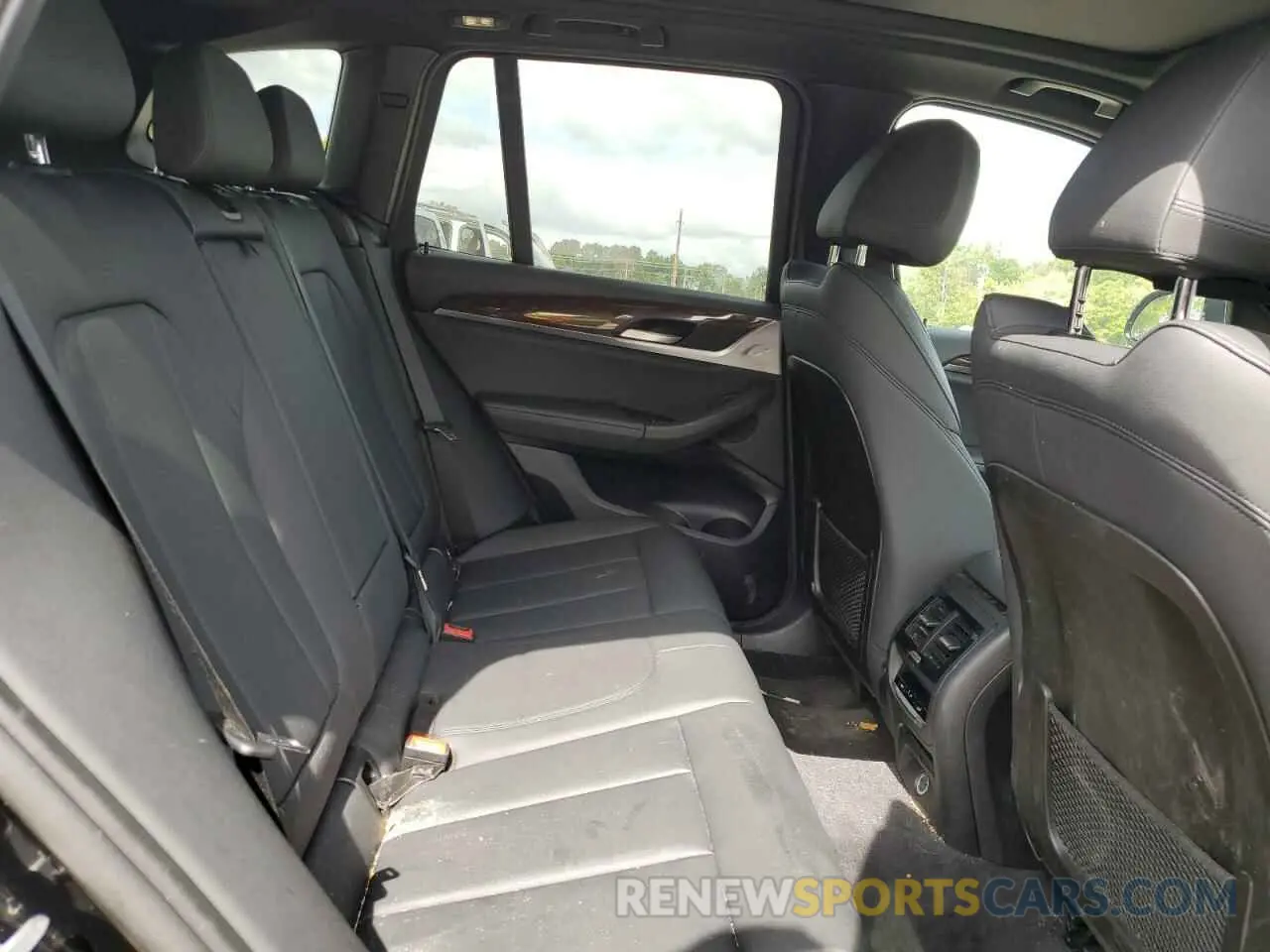 11 Photograph of a damaged car 5UXTR9C59KLD90713 BMW X3 2019