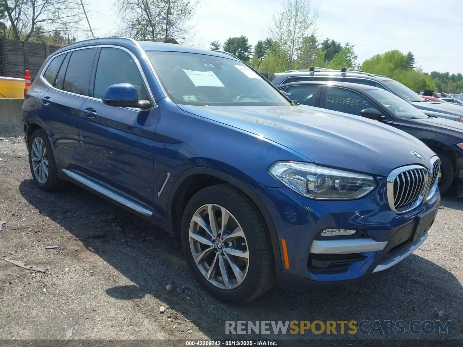 1 Photograph of a damaged car 5UXTR9C59KLD93739 BMW X3 2019