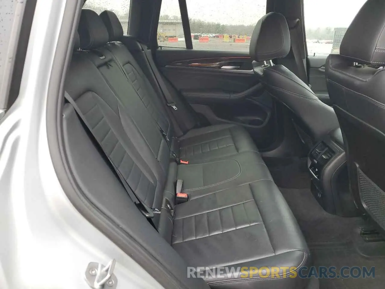 11 Photograph of a damaged car 5UXTR9C59KLE13651 BMW X3 2019