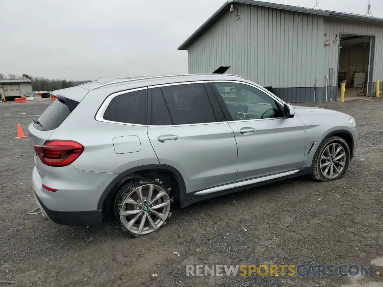 3 Photograph of a damaged car 5UXTR9C59KLE13651 BMW X3 2019
