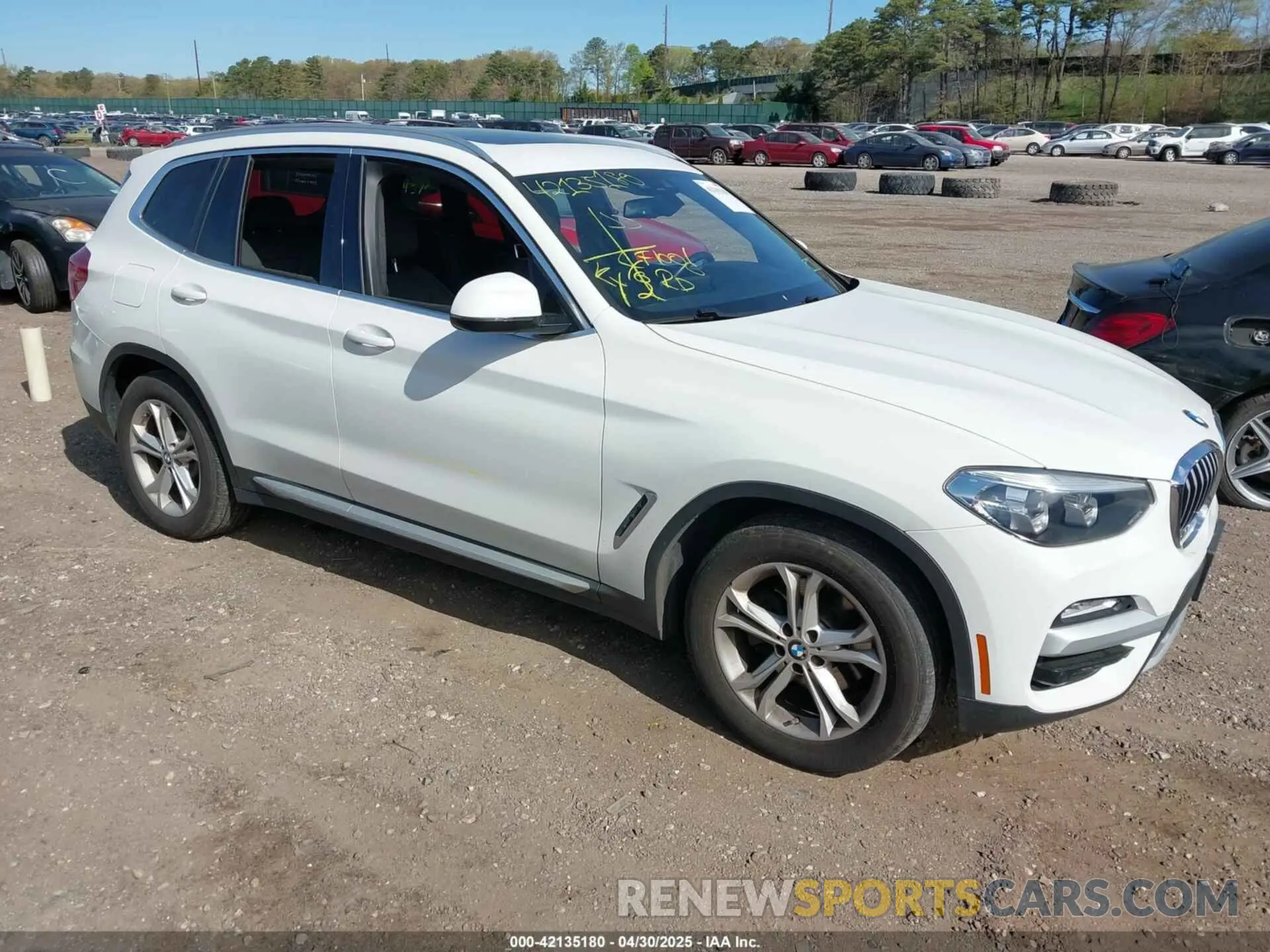1 Фотография поврежденного автомобиля 5UXTR9C59KLR10759 BMW X3 2019