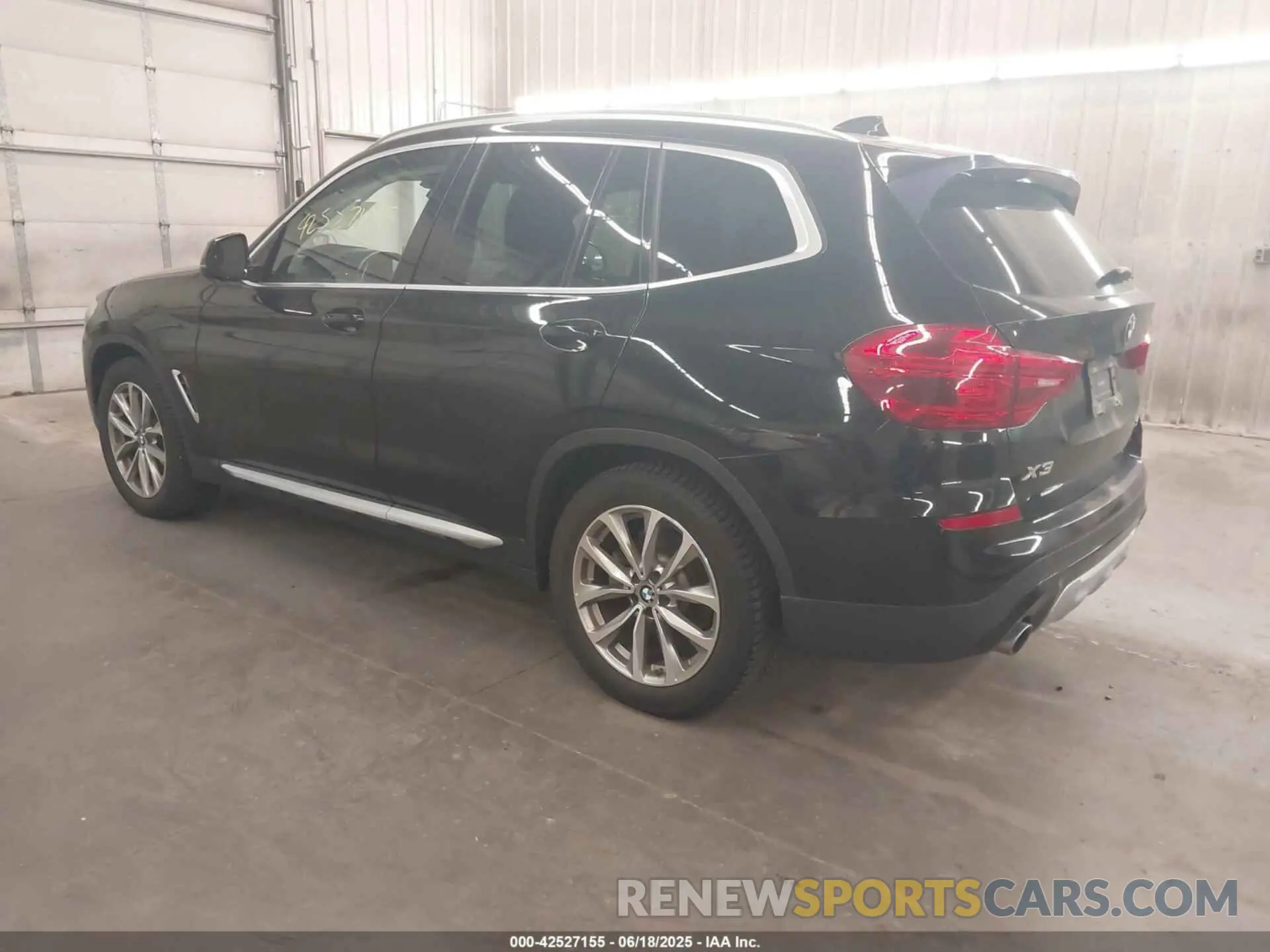 3 Фотография поврежденного автомобиля 5UXTR9C5XKLD94480 BMW X3 2019