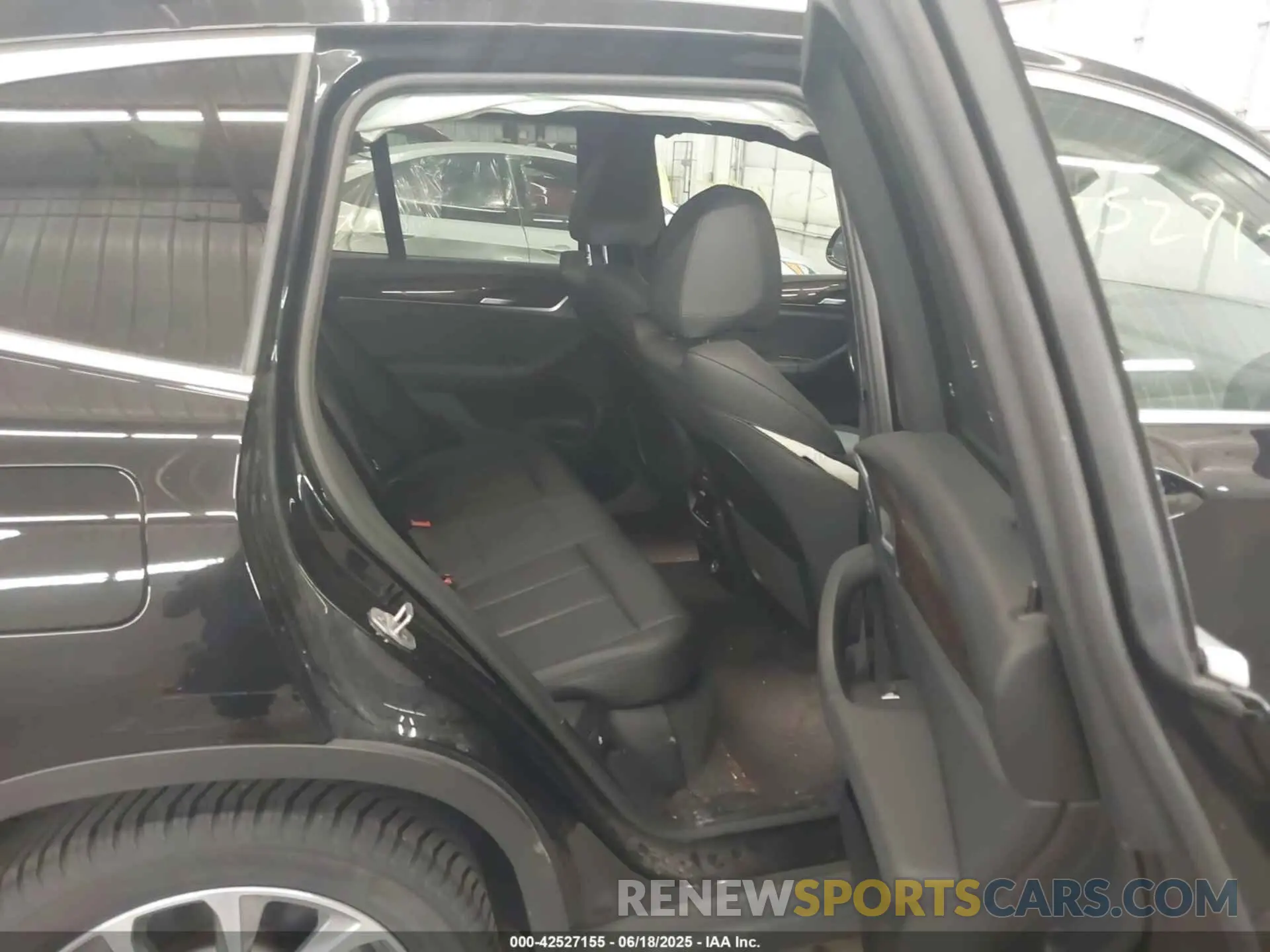 8 Фотография поврежденного автомобиля 5UXTR9C5XKLD94480 BMW X3 2019