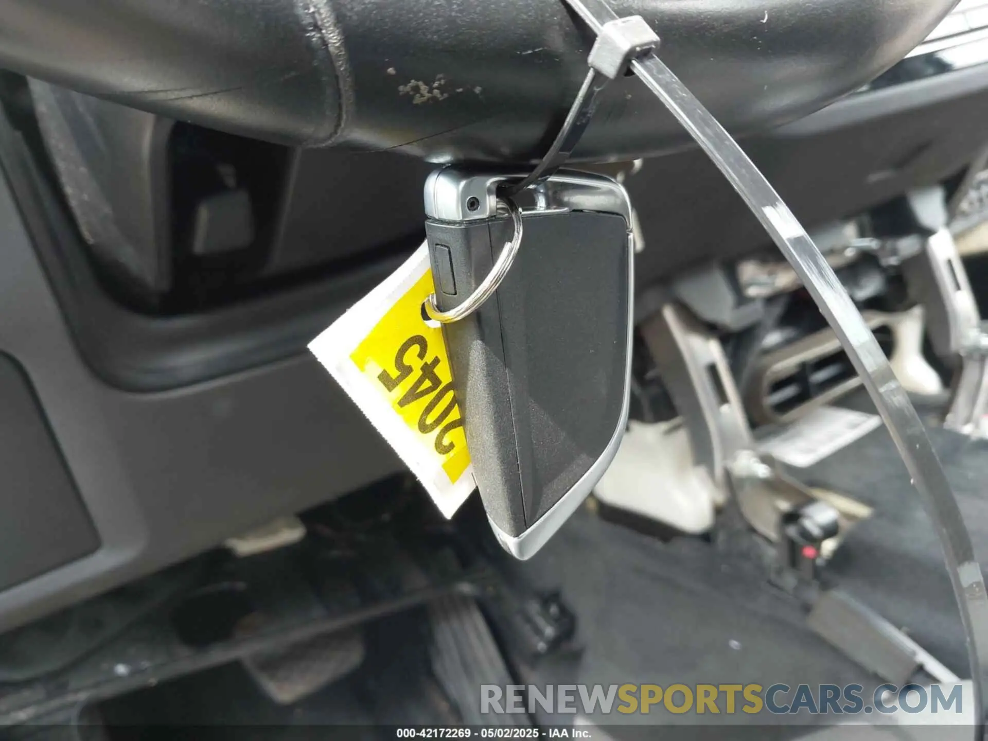 11 Photograph of a damaged car 5UXTR9C5XKLD95127 BMW X3 2019