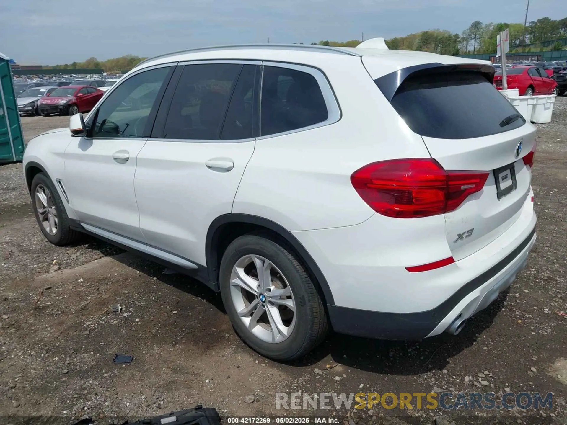 3 Photograph of a damaged car 5UXTR9C5XKLD95127 BMW X3 2019
