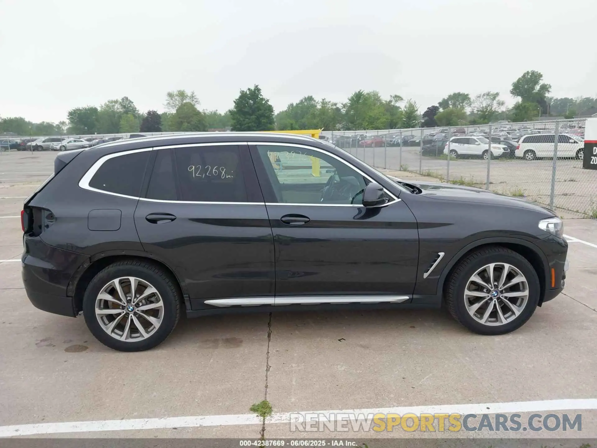13 Photograph of a damaged car 5UXTR9C5XKLD98464 BMW X3 2019